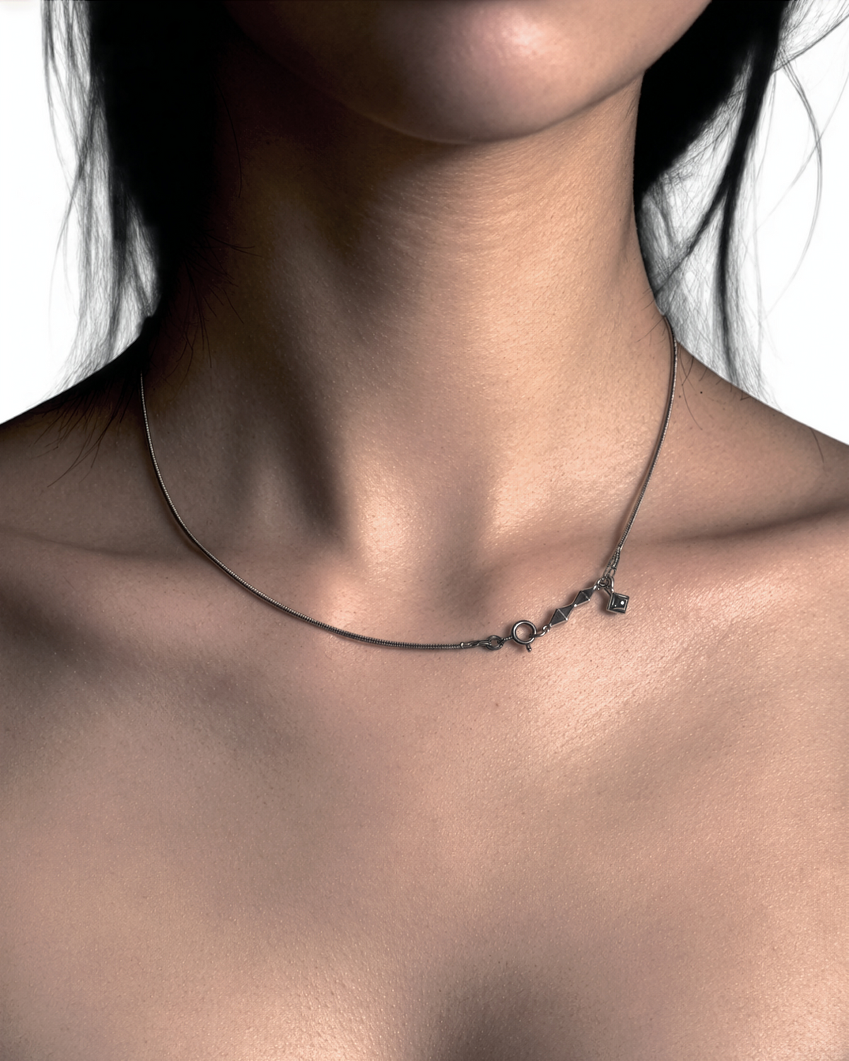 CORE SOLO NECKLACE